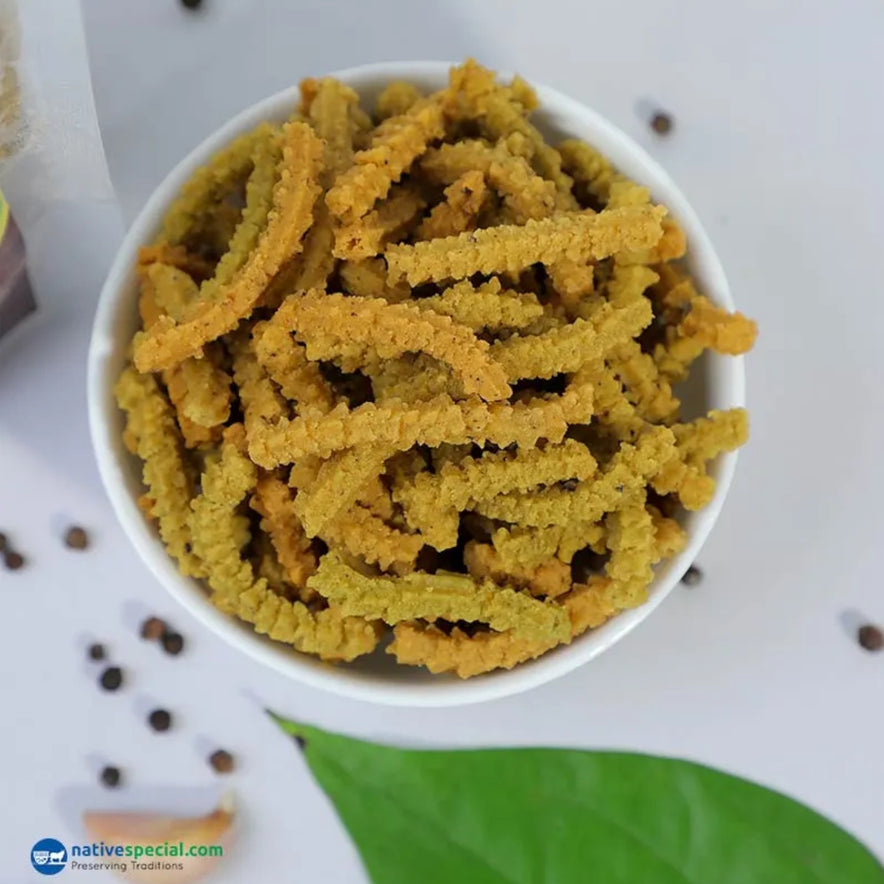 Betel Leaf Garlic Murukku – வெற்றிலை பூண்டு முறுக்கு - 200gms