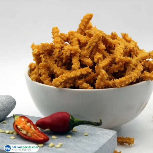 Ripened Chilli Makkani Murukku – பழுத்த மிளகாய் சோள முறுக்கு - 200gms